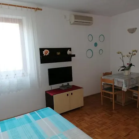 Apartment Maria Pula