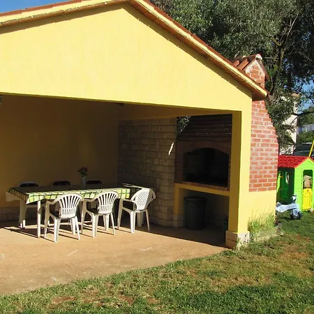 Apartment Maria Pula
