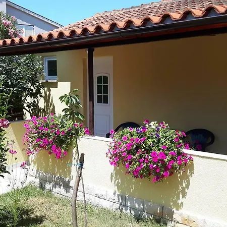 Maria Apartment *
